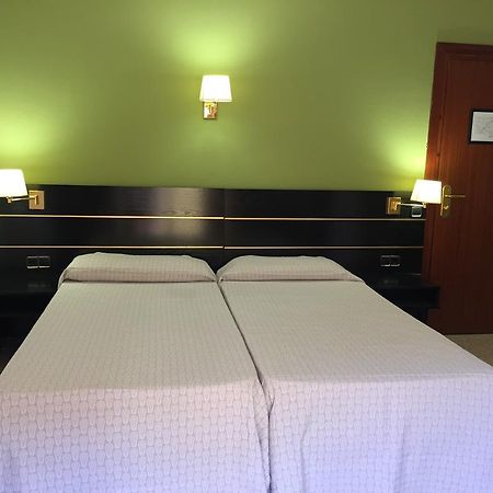 Hotel Proa Astor Lloret de Mar Bagian luar foto