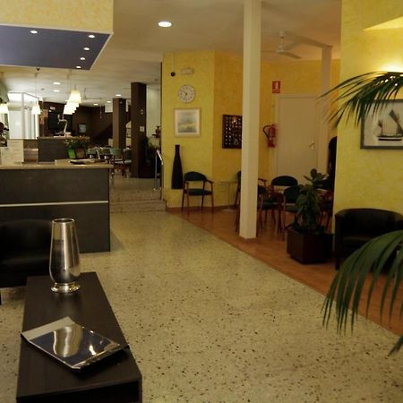 Hotel Proa Astor Lloret de Mar Bagian luar foto