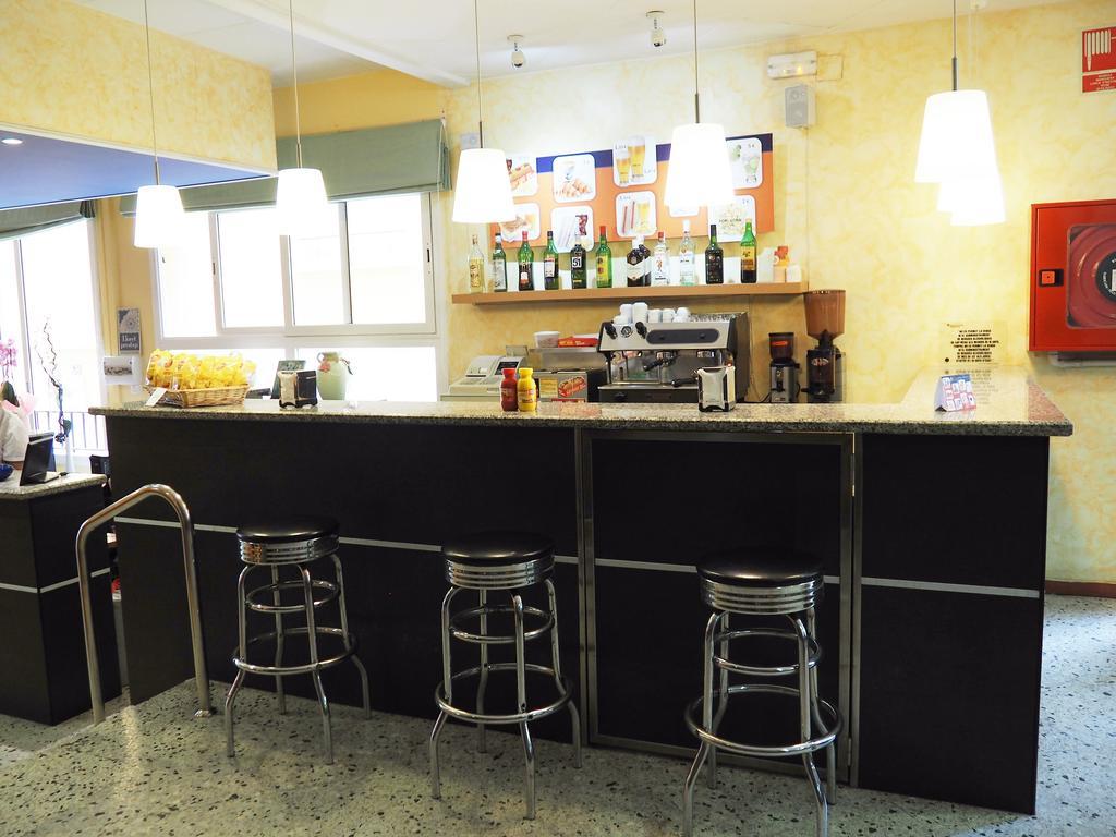 Hotel Proa Astor Lloret de Mar Bagian luar foto