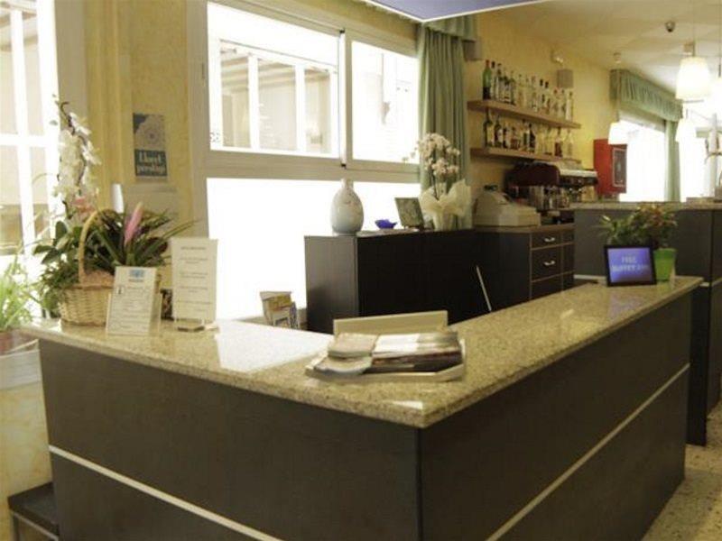 Hotel Proa Astor Lloret de Mar Bagian luar foto