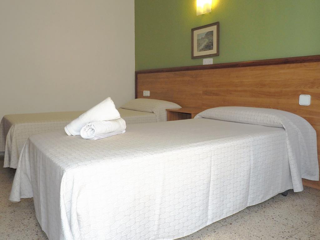 Hotel Proa Astor Lloret de Mar Bagian luar foto