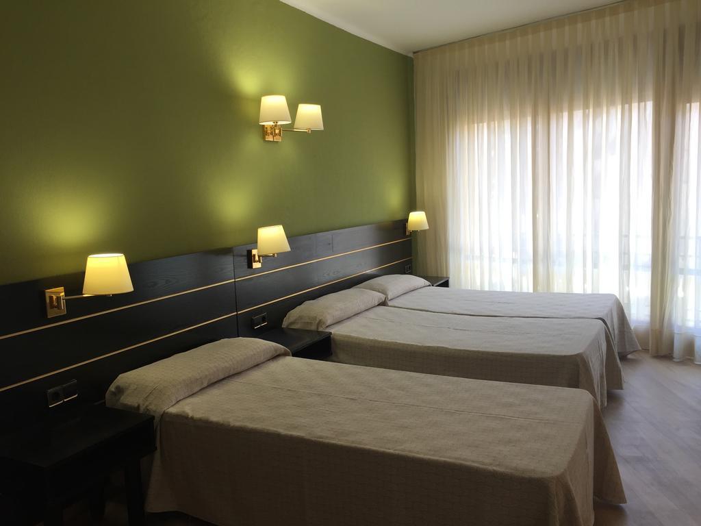 Hotel Proa Astor Lloret de Mar Bagian luar foto