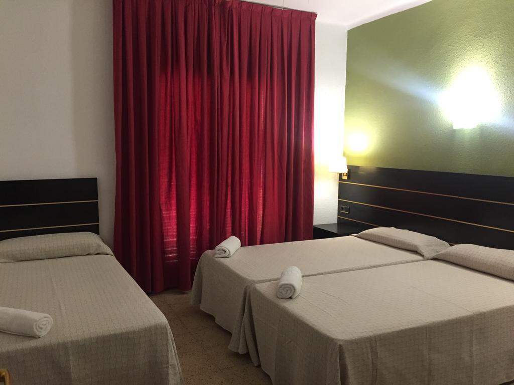 Hotel Proa Astor Lloret de Mar Bagian luar foto
